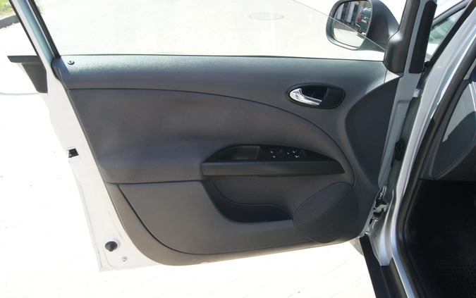 Seat Altea XL cena 17900 przebieg: 245125, rok produkcji 2007 z Libiąż małe 326
